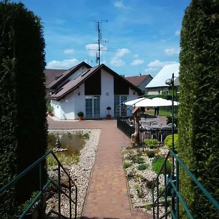 Διαμέρισμα Ubytovani S Tenisem Jindrichuv Hradec